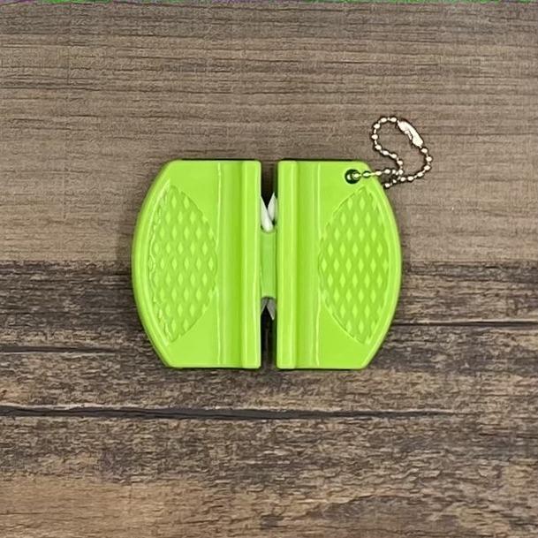 Factory Wholesale Custom Logo Portable Kitchen Round Mini Knife Sharpener  With Suction Pad